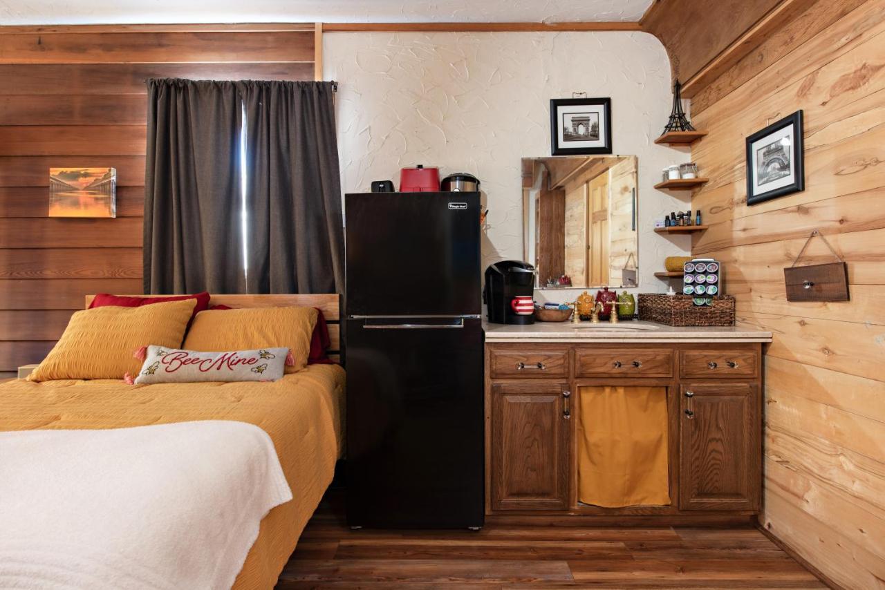 Wanderer Studio, An Off Grid Mountain Guest Studio With Fantastic Views Glenwood Springs Exterior photo